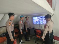 Personel Subsatgas PAM OMP LK-2024 Siaga di Kantor Bawaslu Riau 